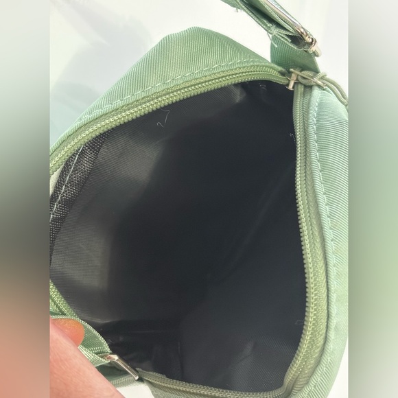 Snoopy Green Crossbody Bag - Picture 6 of 10